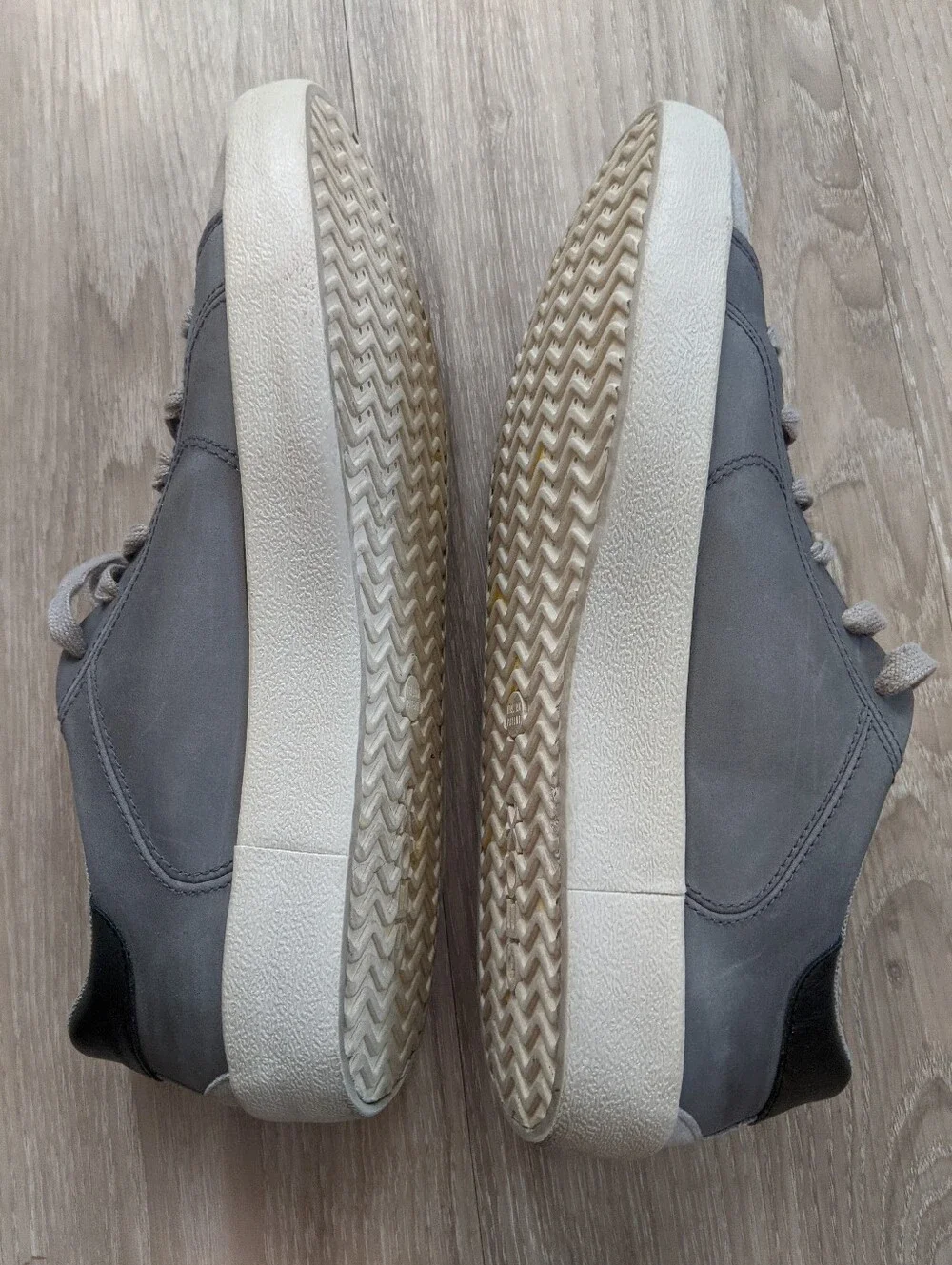 GEOX Men’s Gray Casual Sneakers